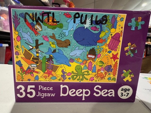 35 piece Deep Sea jigsaw puzzle
