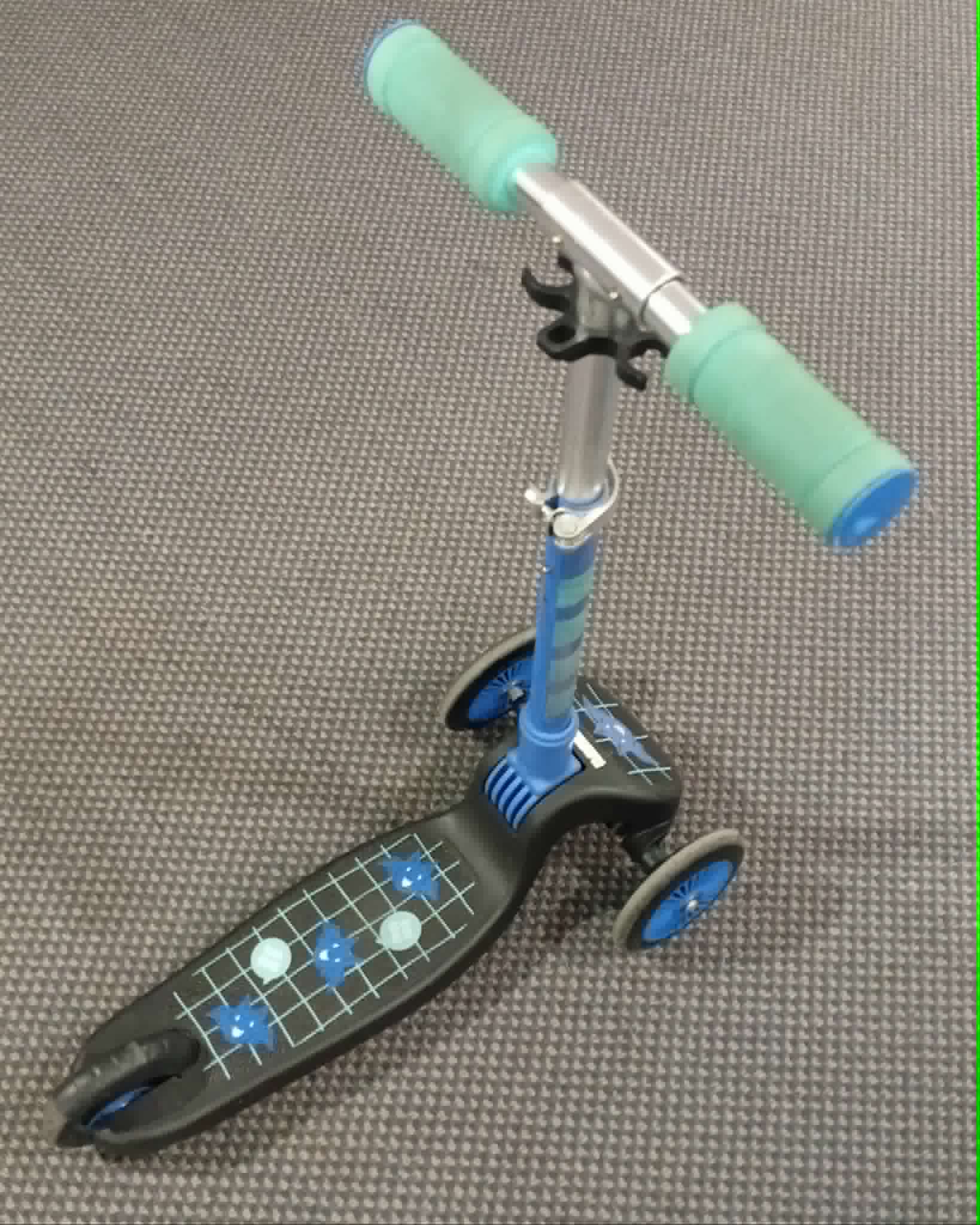 BAT Scooter -  Three wheel